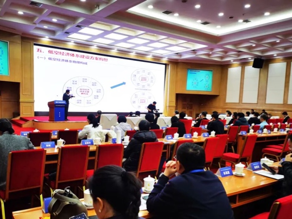 紅外熱成像技術(shù)助力國防安全 | 鑫泰儀器亮相2025國防產(chǎn)業(yè)大會